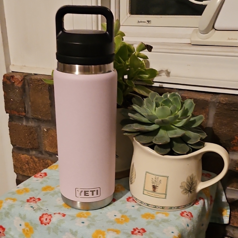 YETI Cherry Blossom 26 Oz Insulated Bottle
